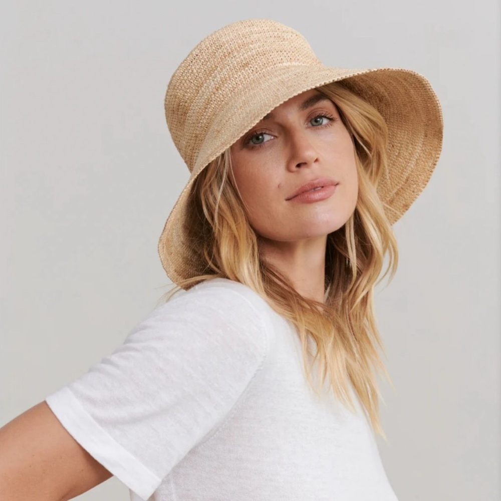 Jenni Kayne Crochet Raffia Sun Hat in Natural M/L